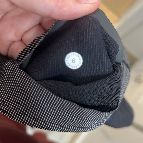 LULULEMON Leggings - Picture 5 of 5